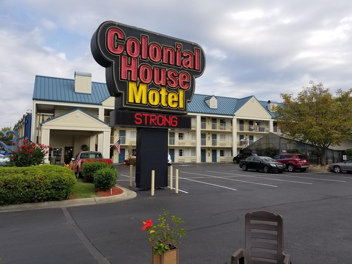 Colonial House Motel Pigeon Forge Buitenkant foto