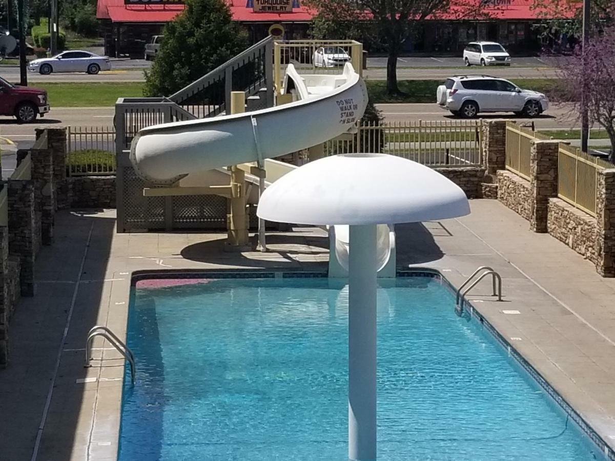 Colonial House Motel Pigeon Forge Buitenkant foto