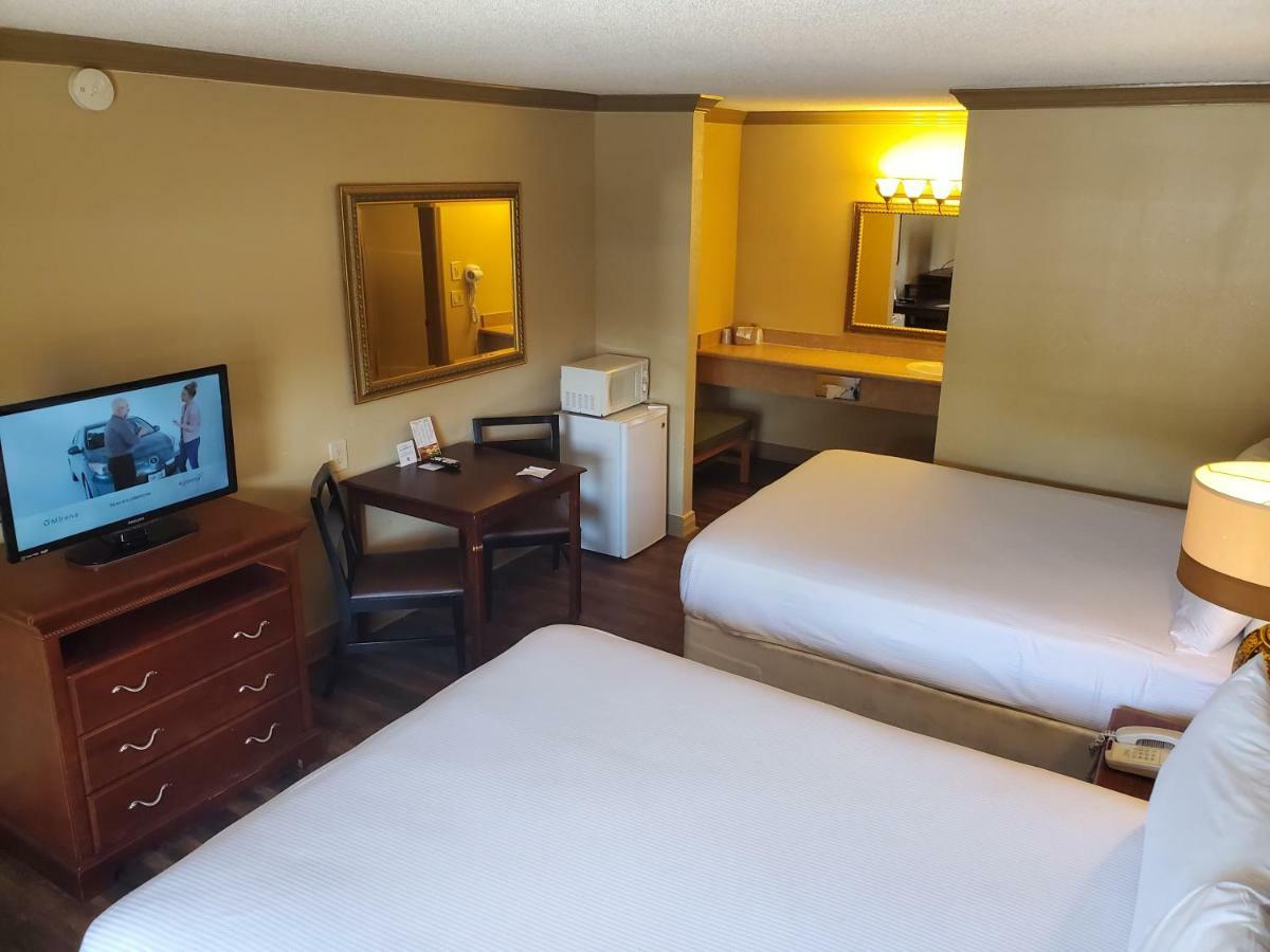 Colonial House Motel Pigeon Forge Buitenkant foto