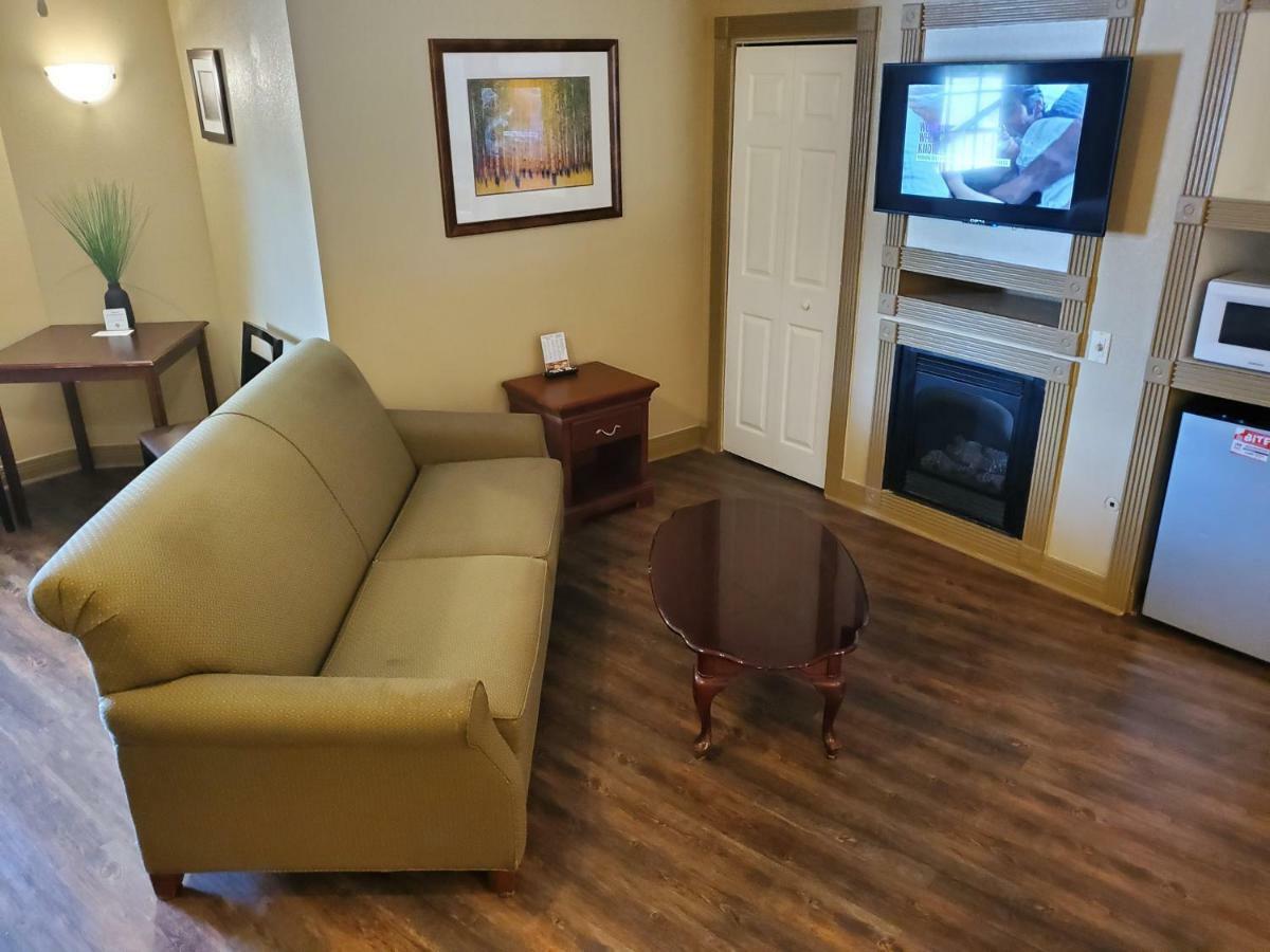 Colonial House Motel Pigeon Forge Buitenkant foto