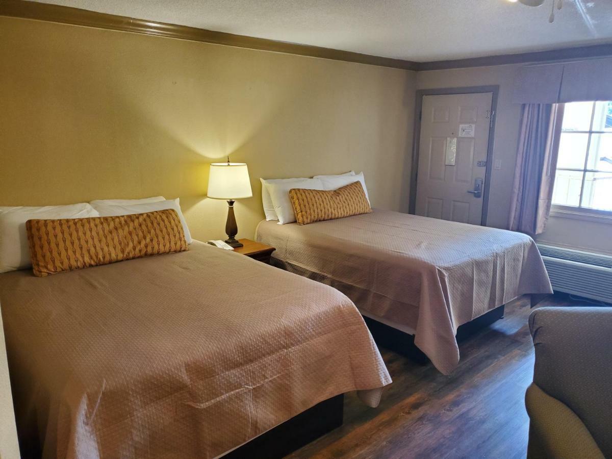 Colonial House Motel Pigeon Forge Buitenkant foto